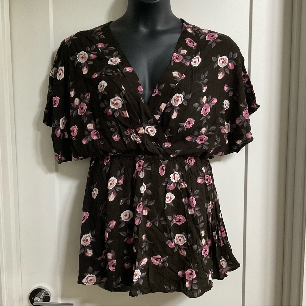 Wild Jasmine Floral Top
